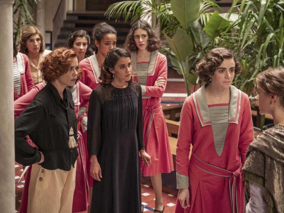 Maestras y alumnas se unen en el final de "La otra mirada"