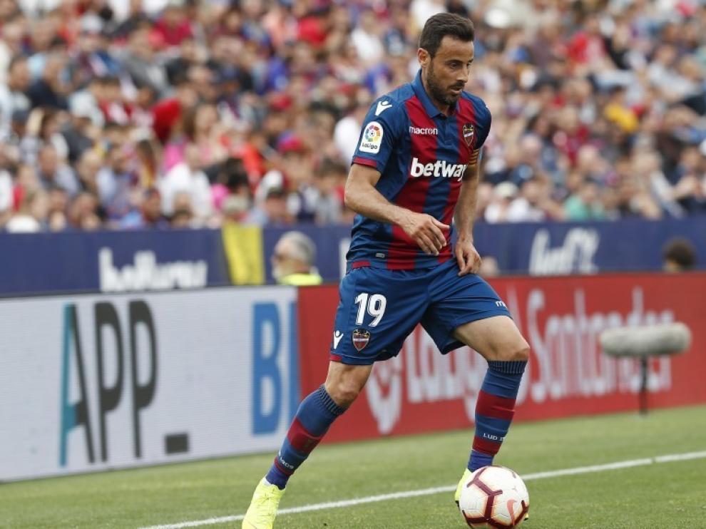 Pedro López llega al Huesca para aportar experiencia a la defensa azulgrana