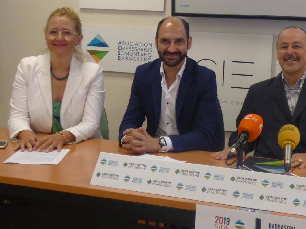 El comercio se alía con el Festival Vino Somontano