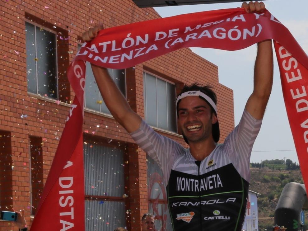 Montraveta y Ostolaza se imponen en el III Half Triatlón de Mequinenza