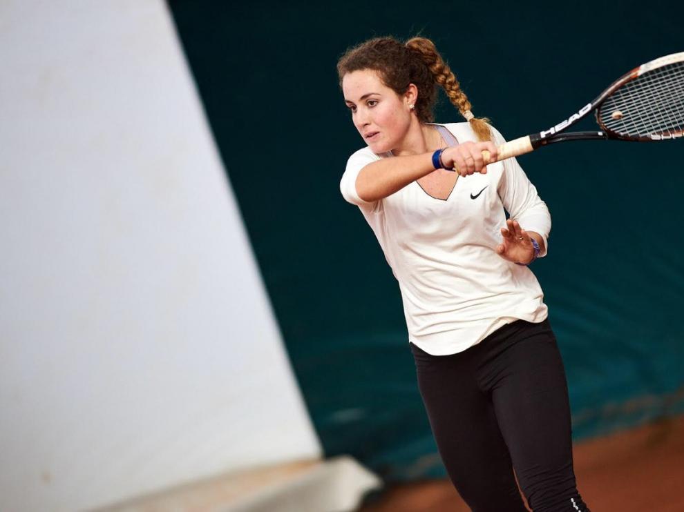 Paula Hijós y Aitana Arguis de vuelta a España