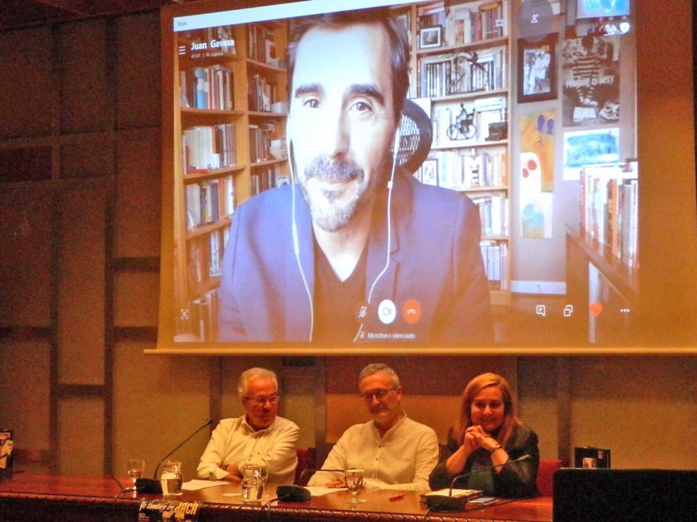 Gavasa aúna en un libro la memoria y el alma del Festival Folklórico de los Pirineos