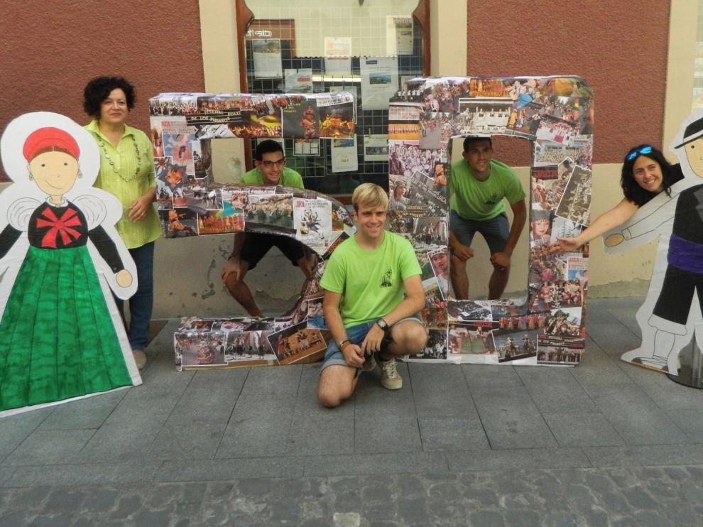 "Photocall" en la Feria del Libro de Jaca