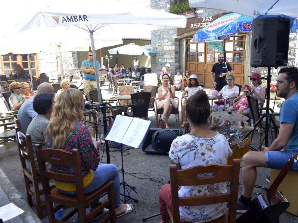 El Festival de Música Callejera de Villanúa cumple una década
