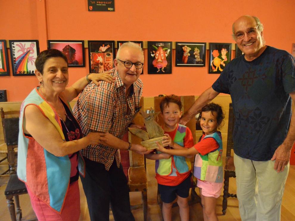 El II Festival País de Moñacos reconoce el trabajo con títeres de Luis Pardos y Teatro de Medianoche
