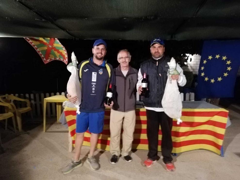 Veintiocho dupletas disfrutaron en la fresca noche del sábado del Torneo Prelaurantis