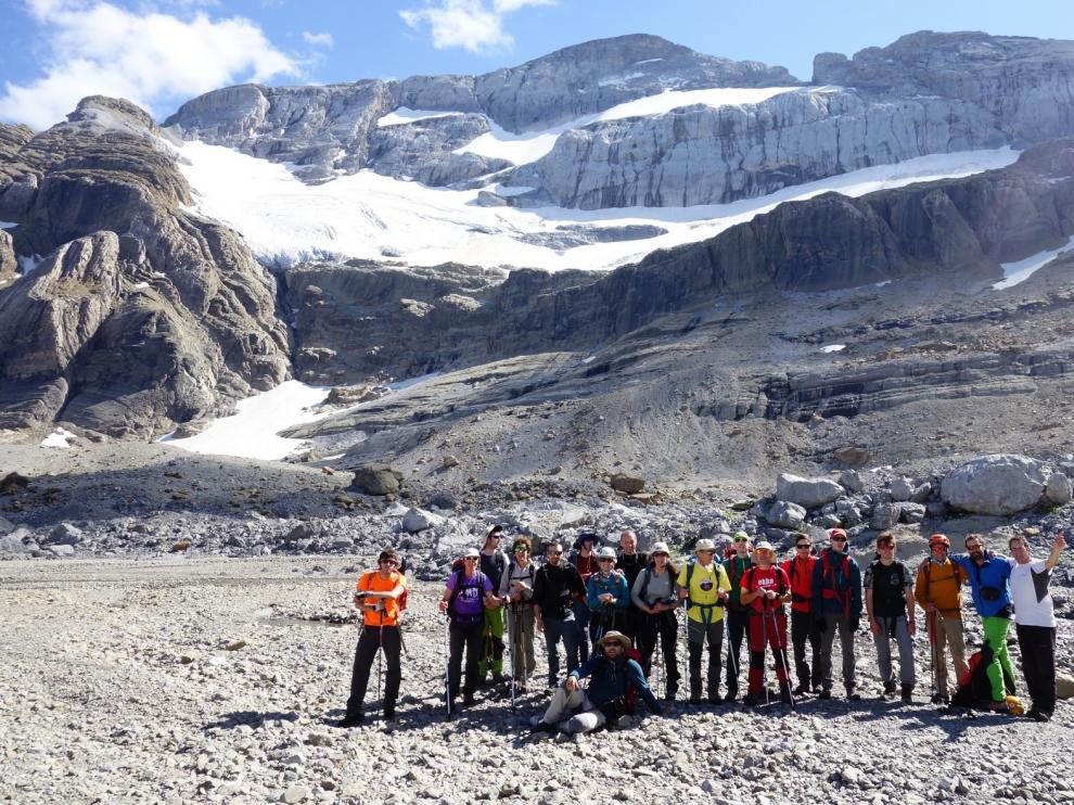 Disfrutando del espectáculo de Ordesa y Monte Perdido
