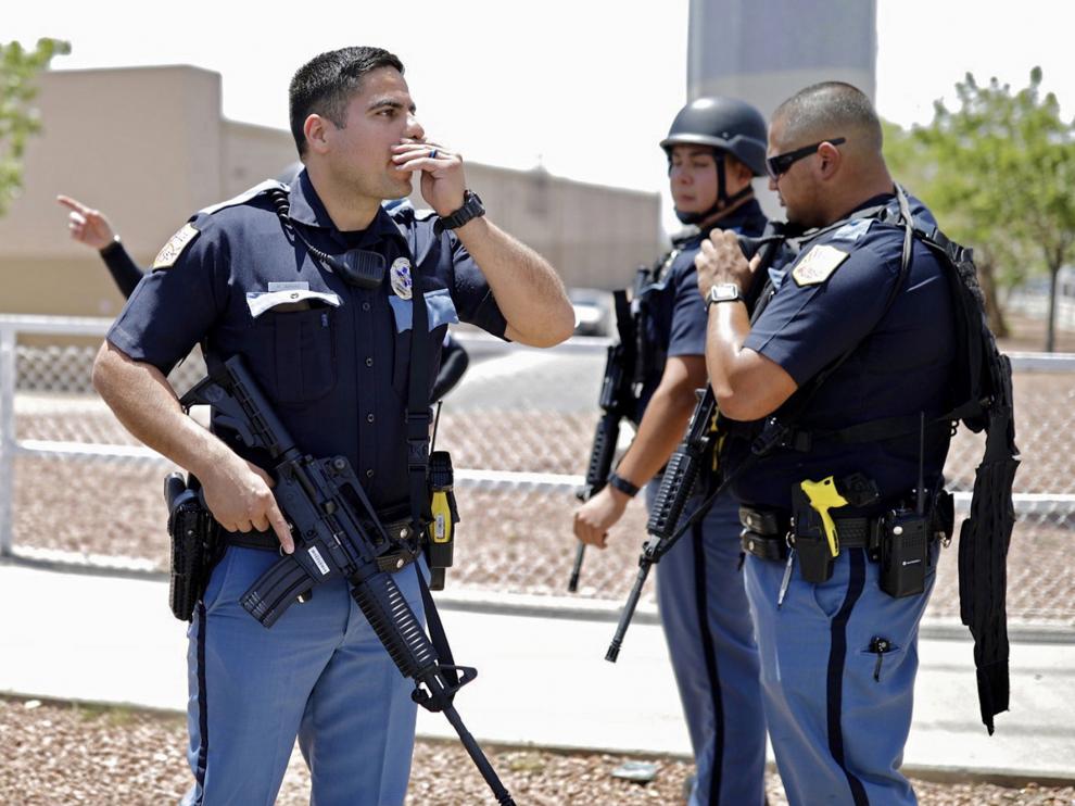 Al menos 20 muertos y 26 heridos por un tiroteo en un centro comercial de El Paso (Texas)