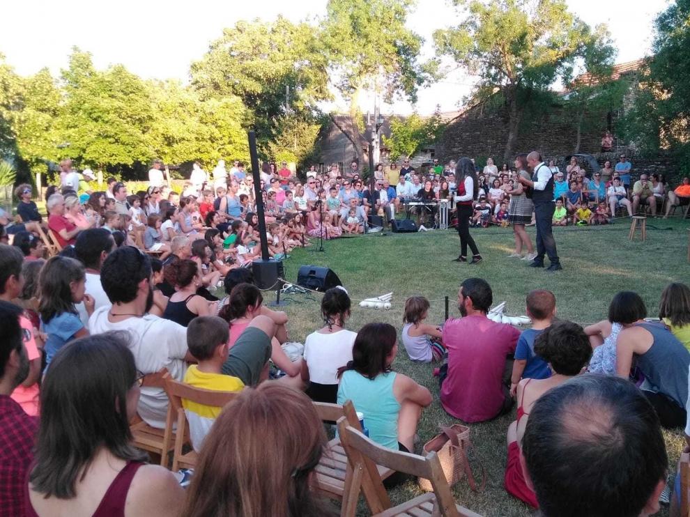 La alta partipación marca un Güestival de Larrés que mira a su mayoría de edad