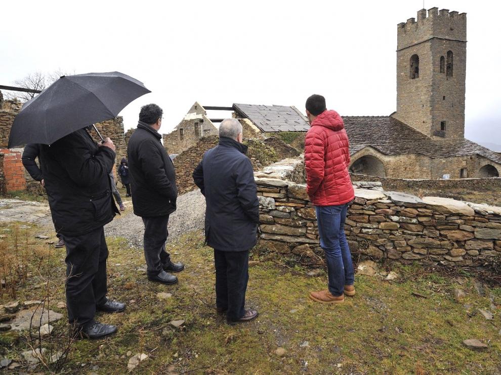 La mejora del acceso al núcleo de Muro de Roda se realizará en breve