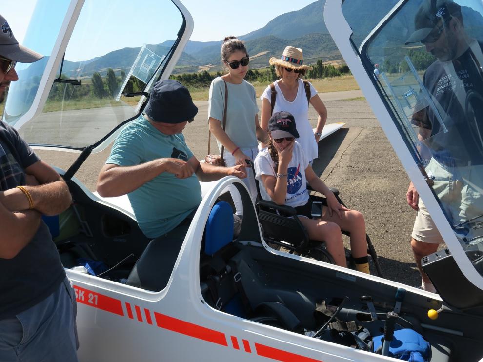 El aeródromo de Santa Cilia, un referente de vuelo adaptado en España