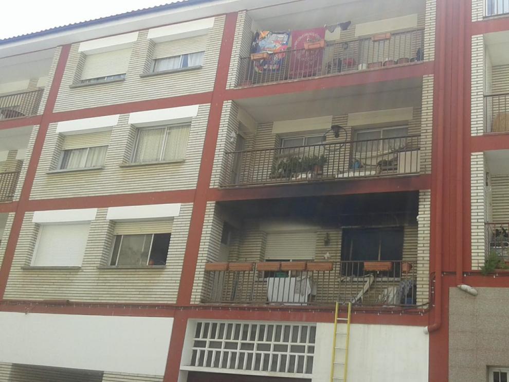 Un vecino de Barbastro de 34 años muere en el incendio de su piso