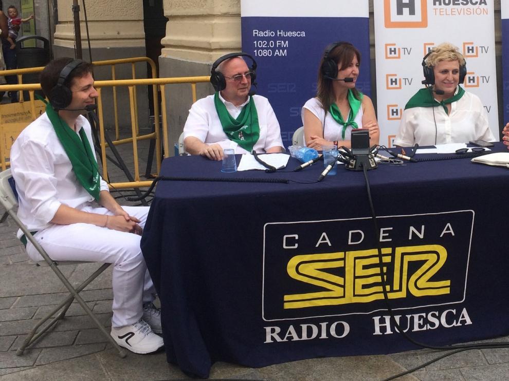 Radio Huesca y Huesca TV se tiñen de blanco y verde