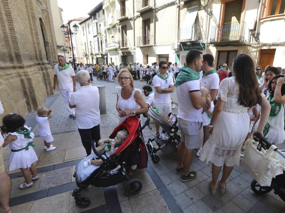 Decenas de niños oscenses se inician en la devoción laurentina