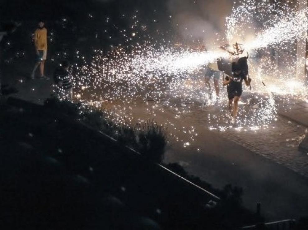 Los toros de fuego son una parte esencial de la programación de Biescas