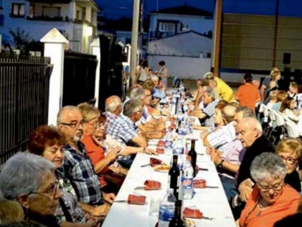 Las atracciones estrella en Peralta de Alcofea este año serán las peñas y el folclore