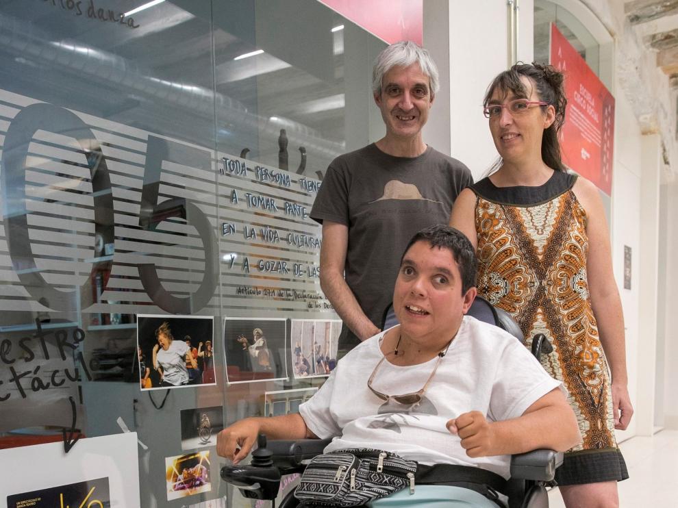Diversidad y accesibilidad en los zapatos de baile del proyecto "Pares sueltos"