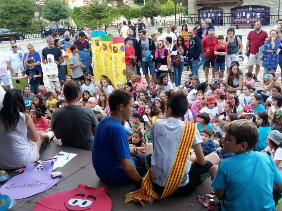 Escarrilla propone un concurso de "cupcakes", ronda y bailes para celebrar San Joaquín