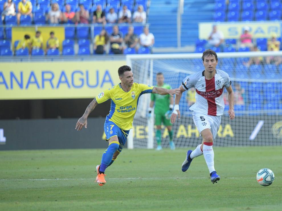 Gallar: "Los tres puntos se vienen para Huesca, toca disfrutarlos"