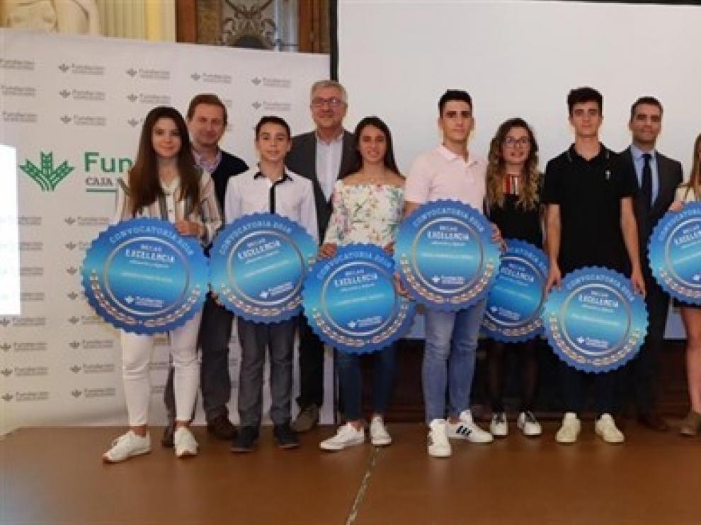La Fundación Caja Rural de Aragón convoca las becas "Excelencia" a la educación y el deporte que eleva a 20 en esta edición