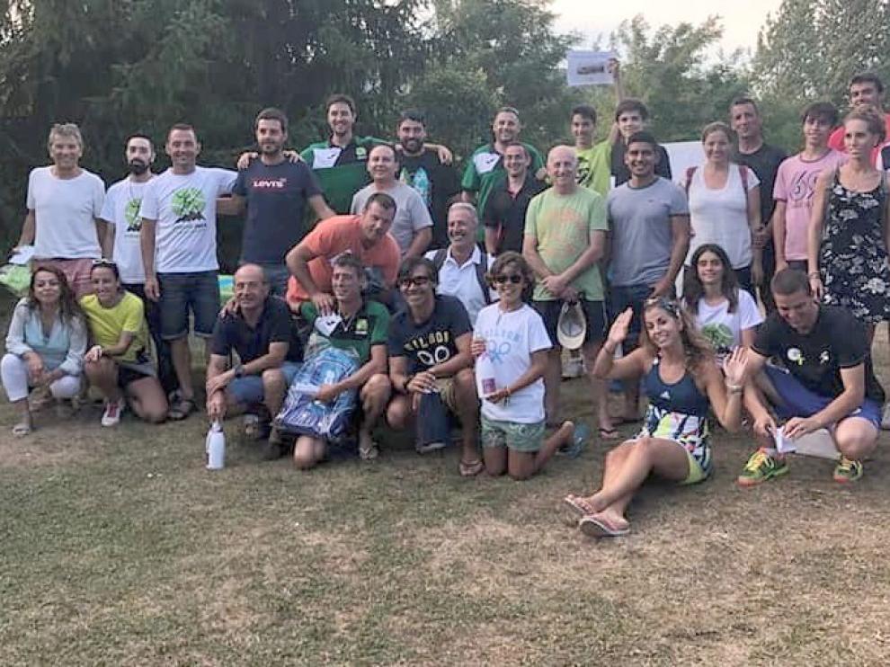 Básculas y Guiral se llevan el Ciudad de Jaca de Pádel
