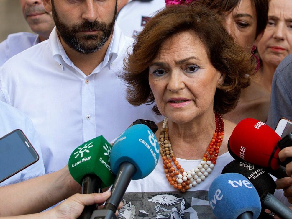 Calvo acusa a Podemos de lanzar un "órdago impositivo" con su última oferta