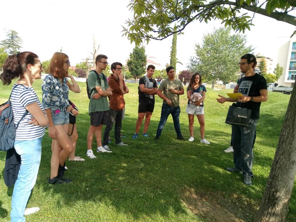 Reanudados los paseos guiados por parques y zonas verdes de Huesca