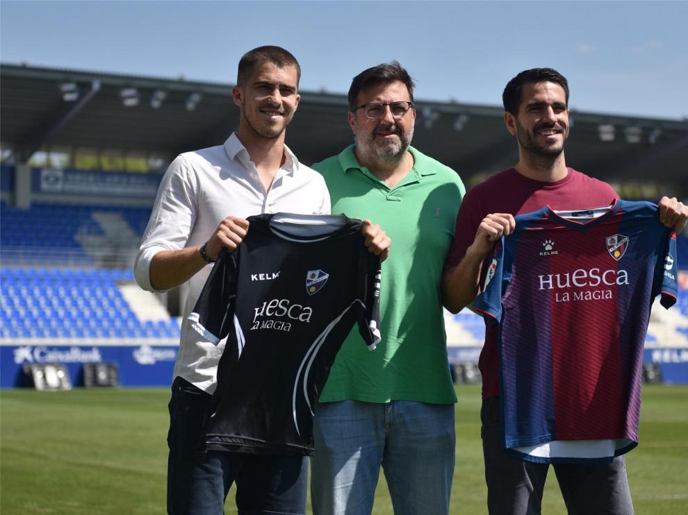 Insua y Yáñez, atraídos por el "proyecto sólido e importante" del Huesca