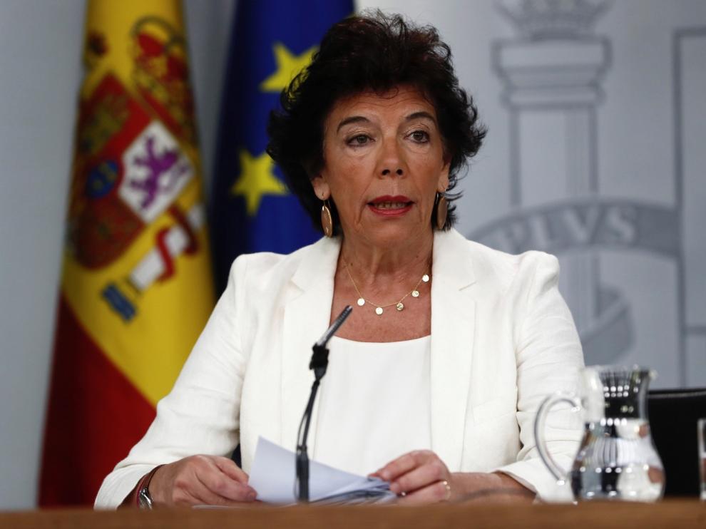 Sánchez aplaza los contactos políticos hasta septiembre