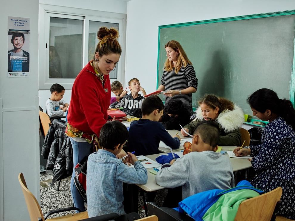 Un total de 79 jóvenes de la provincia serán los beneficiarios de los programas de la Obra Social "la Caixa"