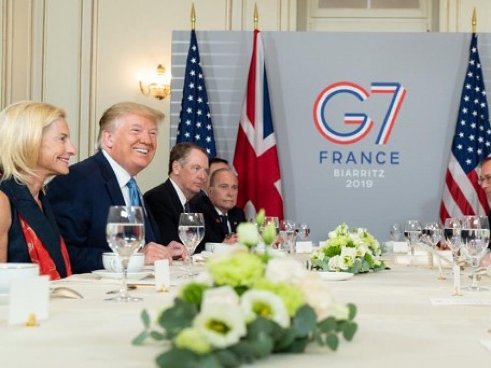 Trump dice que China quiere volver a la mesa de negociación