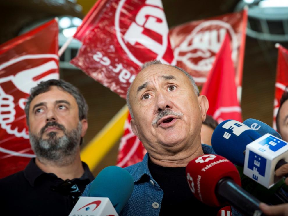 Álvarez pide a Iberia un "poco más de humildad" y culpa a la empresa de la huelga
