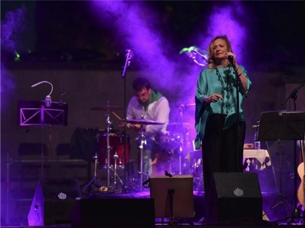 Olga y los Ministriles lleva este domingo el mejor folclore hasta las fiestas de Monflorite