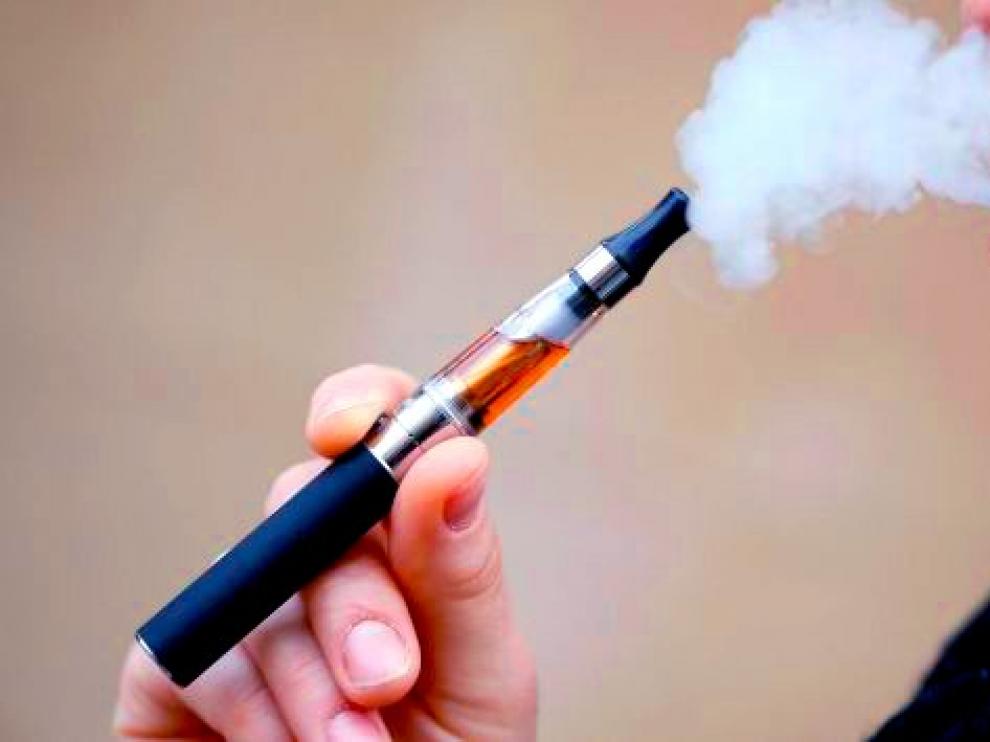 Las sustancias del cigarrillo electrónico y el vapeo son "nocivos" para la salud