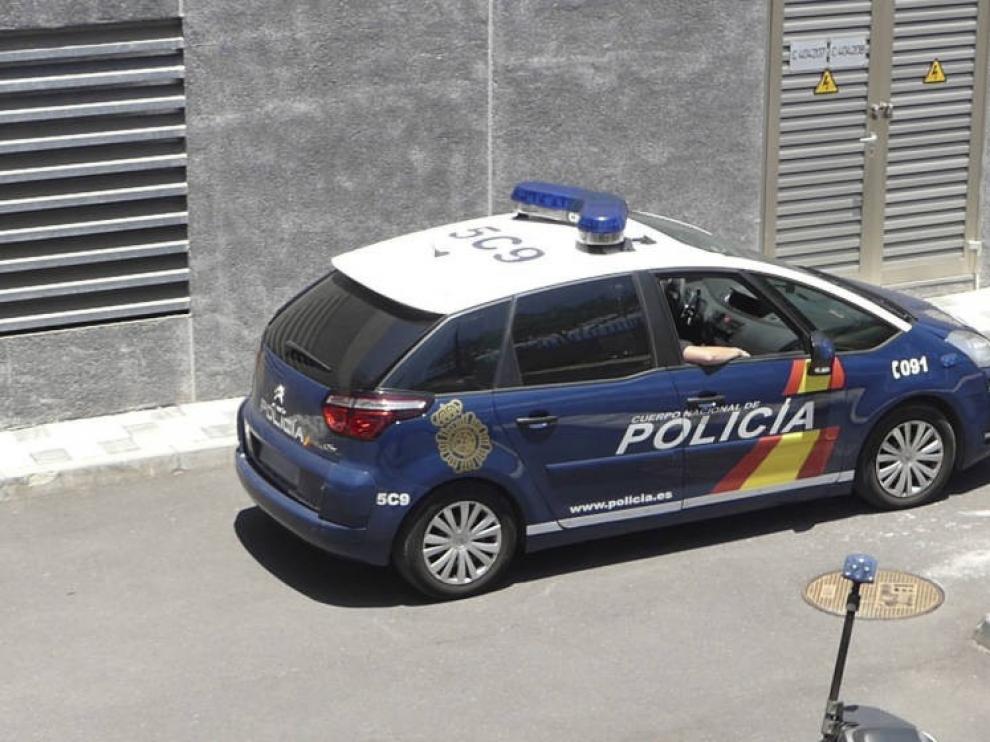 Encuentran el cadáver de una mujer de 54 años en su casa en La Laguna