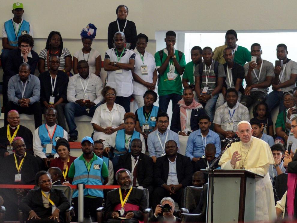 El papa Francisco asegura que el clero se está "momificando"
