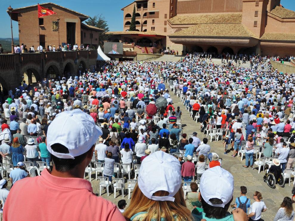 La Jornada Mariana reúne a 8.000 personas en Torreciudad