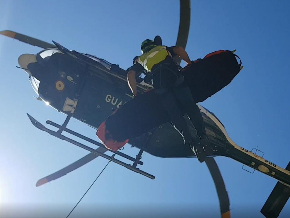 Dos muertos en la montaña en un trágico fin de semana con 11 rescates