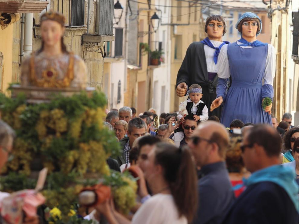 Las peñas de Ayerbe son el alma de los festejos de la villa