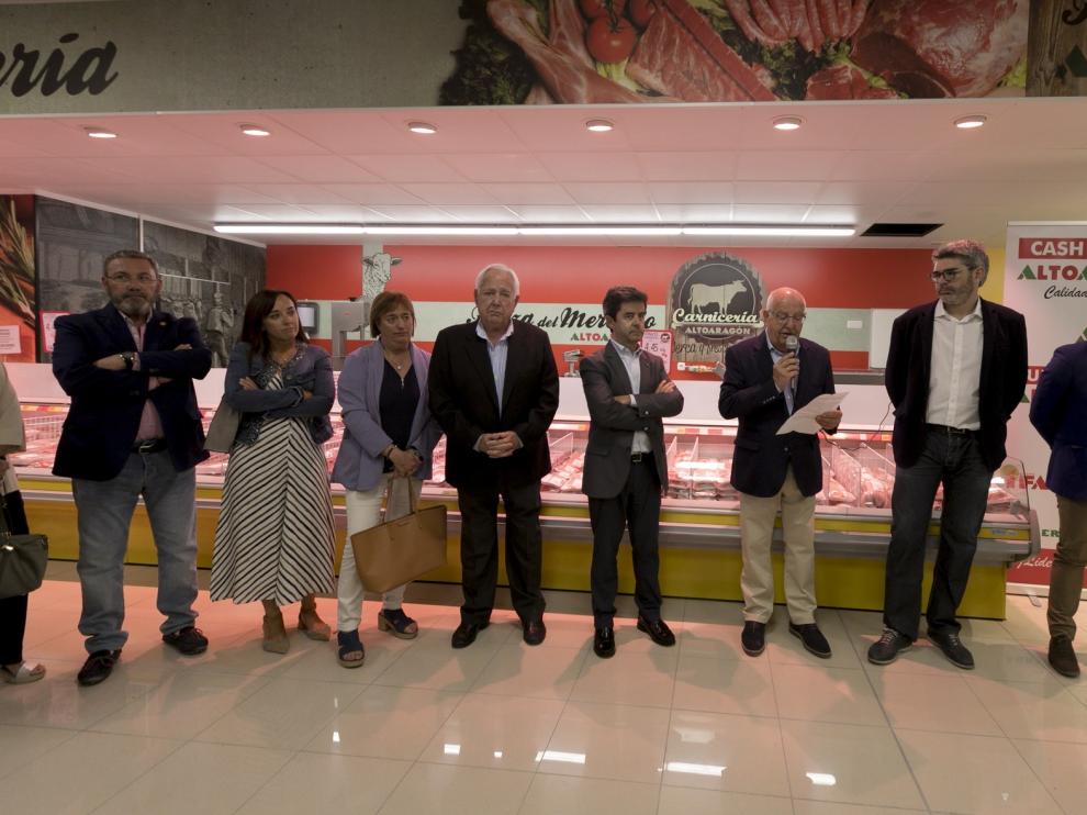 Cabrero e Hijos reabre su renovado Supermercado Altoaragón en la avenida Menéndez Pidal de Huesca