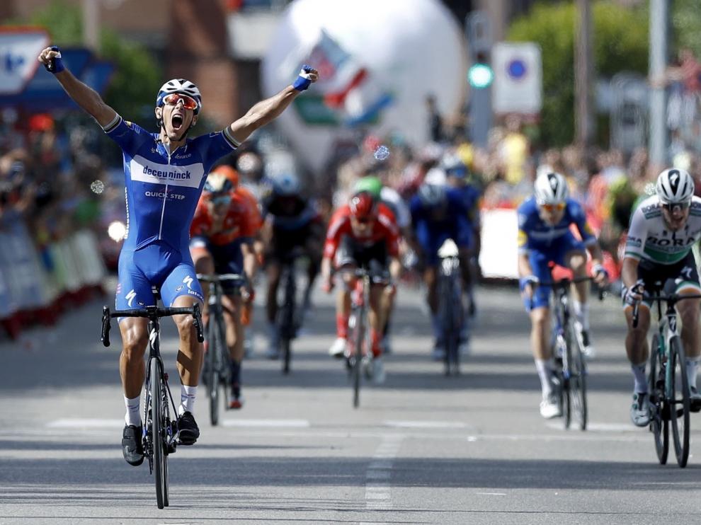 Gilbert gana en un día espectacular por el viento