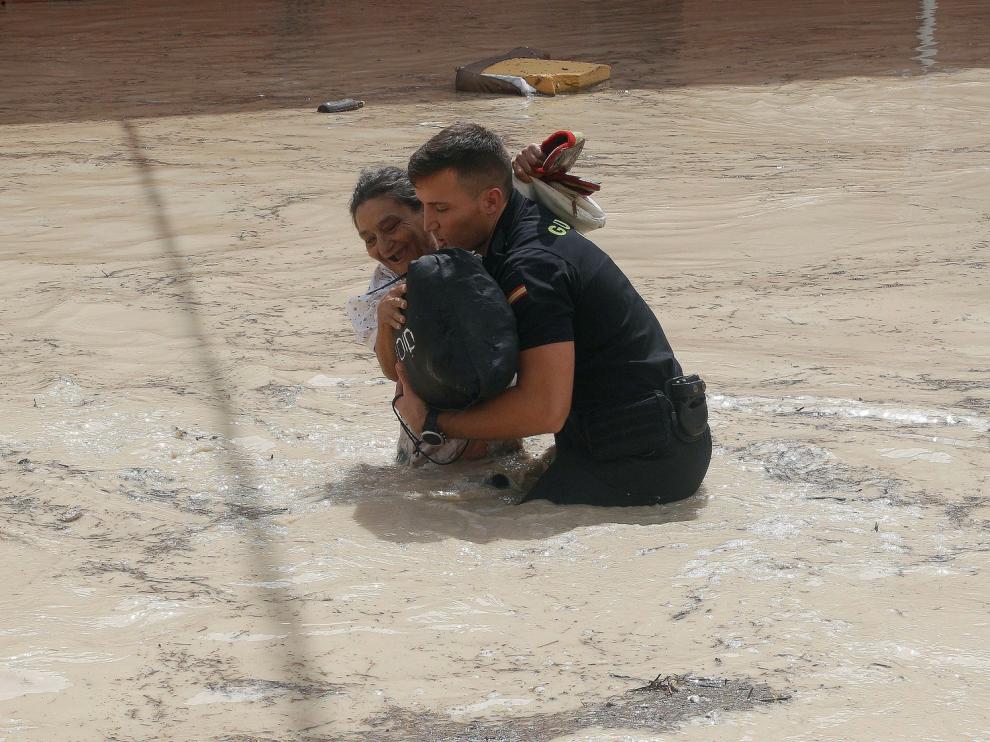 La gota fría se cobra 4 vidas, desborda el Segura y causa múltiples destrozos
