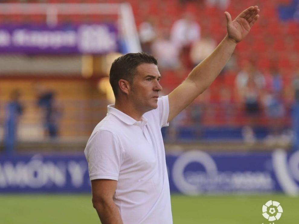 Luis Carrión: "El Huesca está hecho para subir, pero invencible no hay nadie"