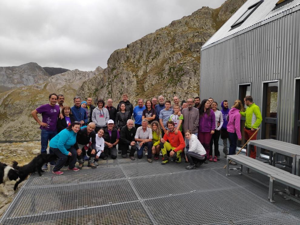 Encuentro montañero en el refugio del Cap de Llauset