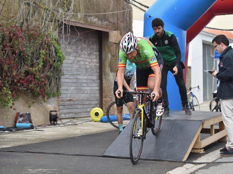 Joshua Sandman gana la Cronoescalada a Montearagón