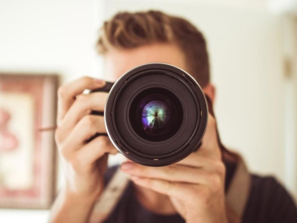 Detenido por hacer fotos pornográficas a 43 menores que querían ser modelo