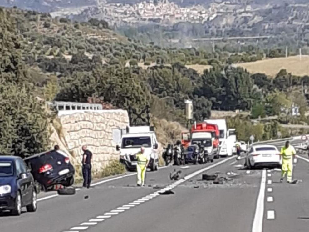 Tres personas resultan heridas en un accidente de tráfico en la N-123