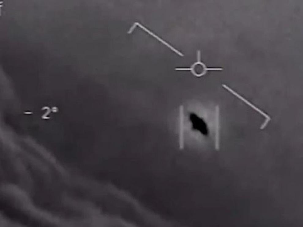La Marina de EEUU admite haber avistado tres ovnis