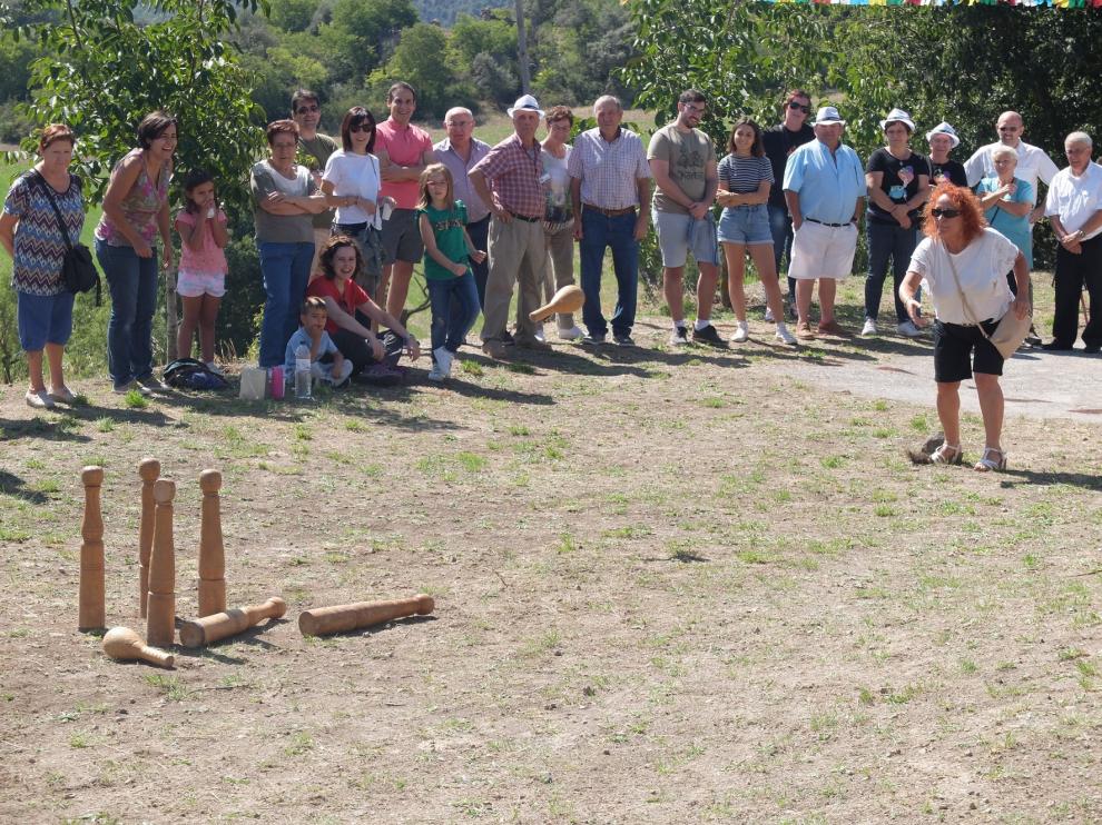 La ilusión del día de fiesta en Caserras