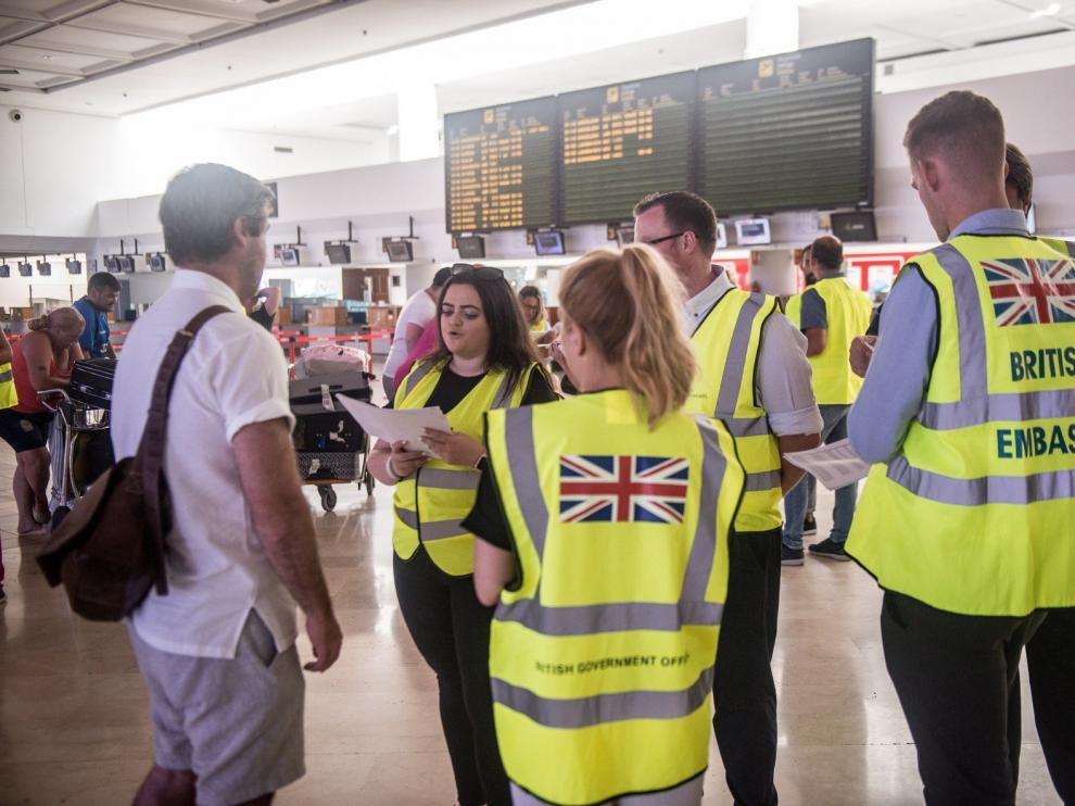 La quiebra de Thomas Cook golpea a Canarias y Baleares